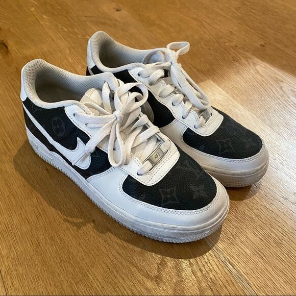 Nike Custom Air Force 1's Louis Vuitton Sneakers - Picture 1 of 8
